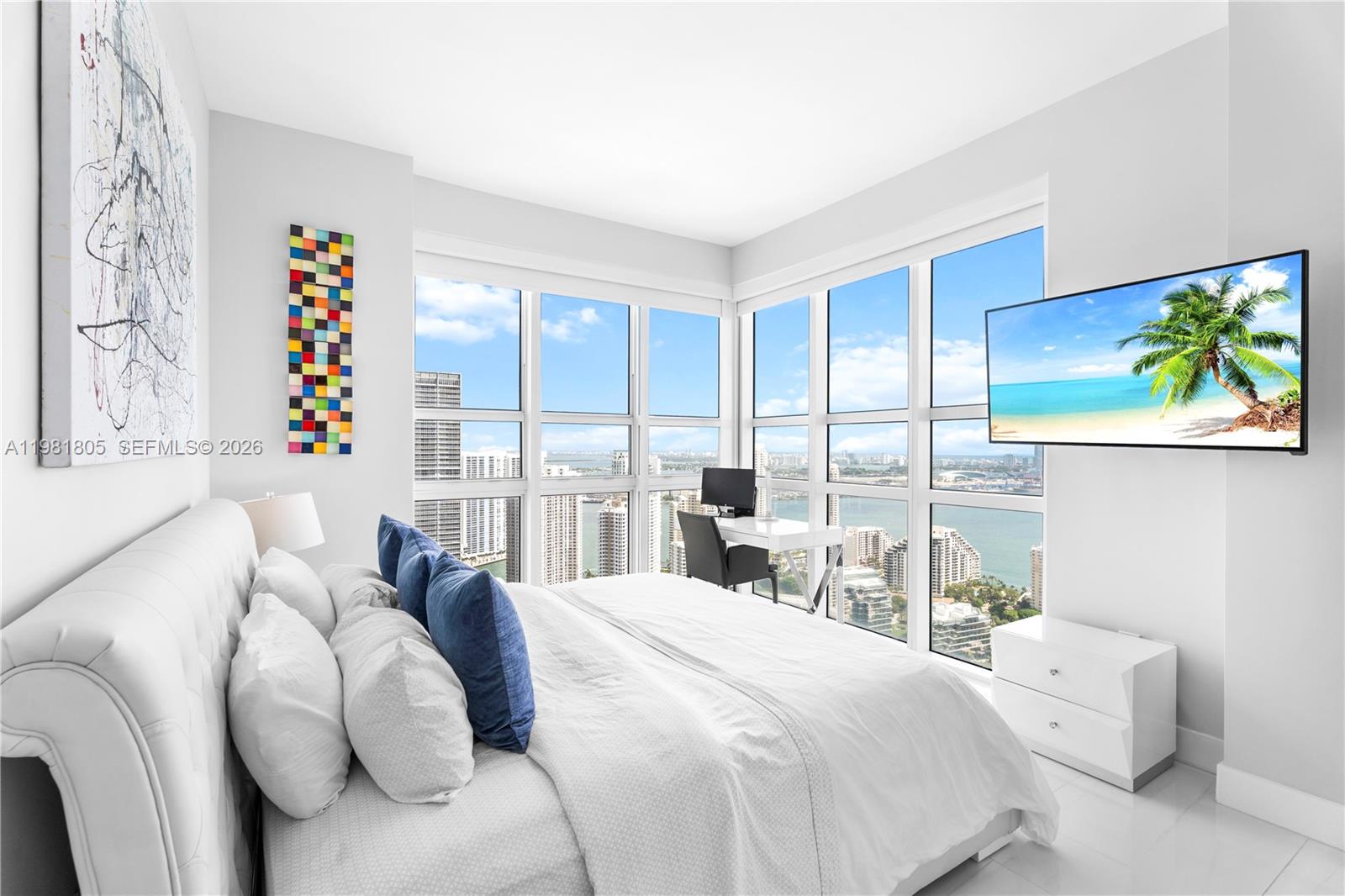 950 Brickell Bay Dr #4710, Miami FL 33131
