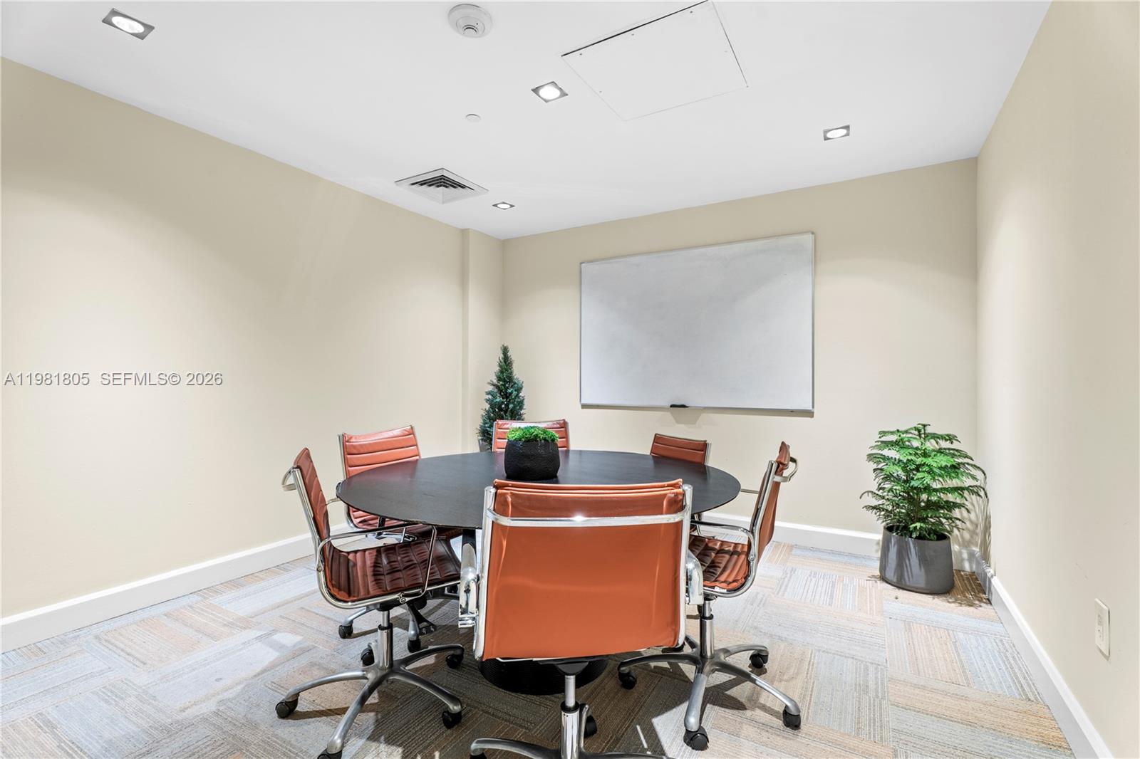 950 Brickell Bay Dr #4710, Miami FL 33131