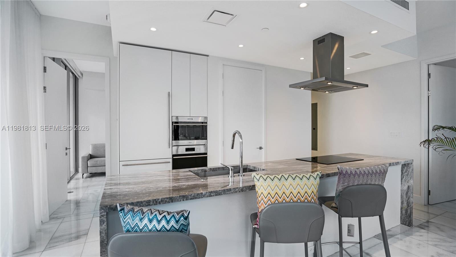 700 NE 26th Ter #3005, Miami FL 33137
