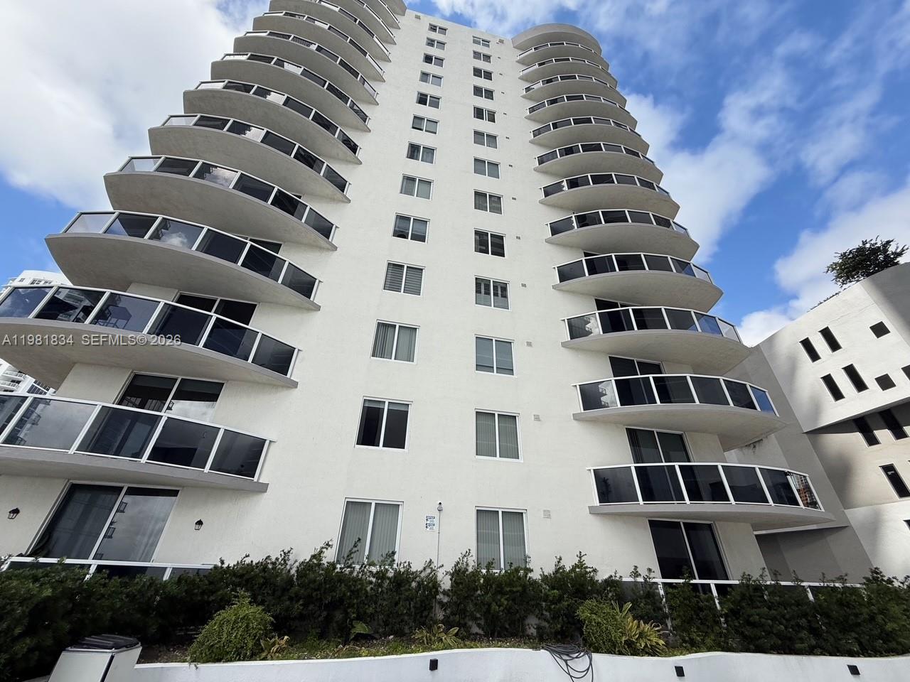 601 NE 23rd St #605, Miami FL 33137