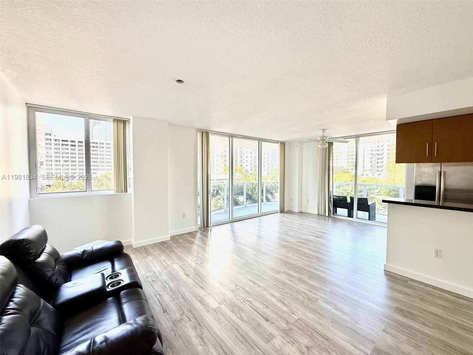 601 NE 23rd St #605, Miami FL 33137