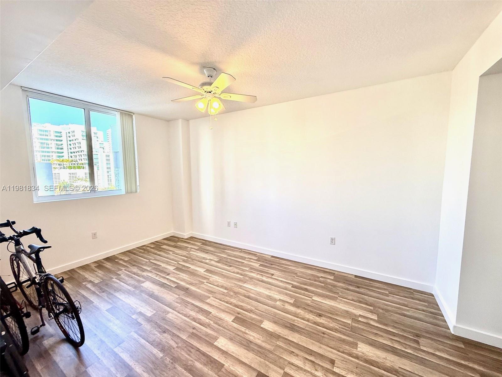 601 NE 23rd St #605, Miami FL 33137
