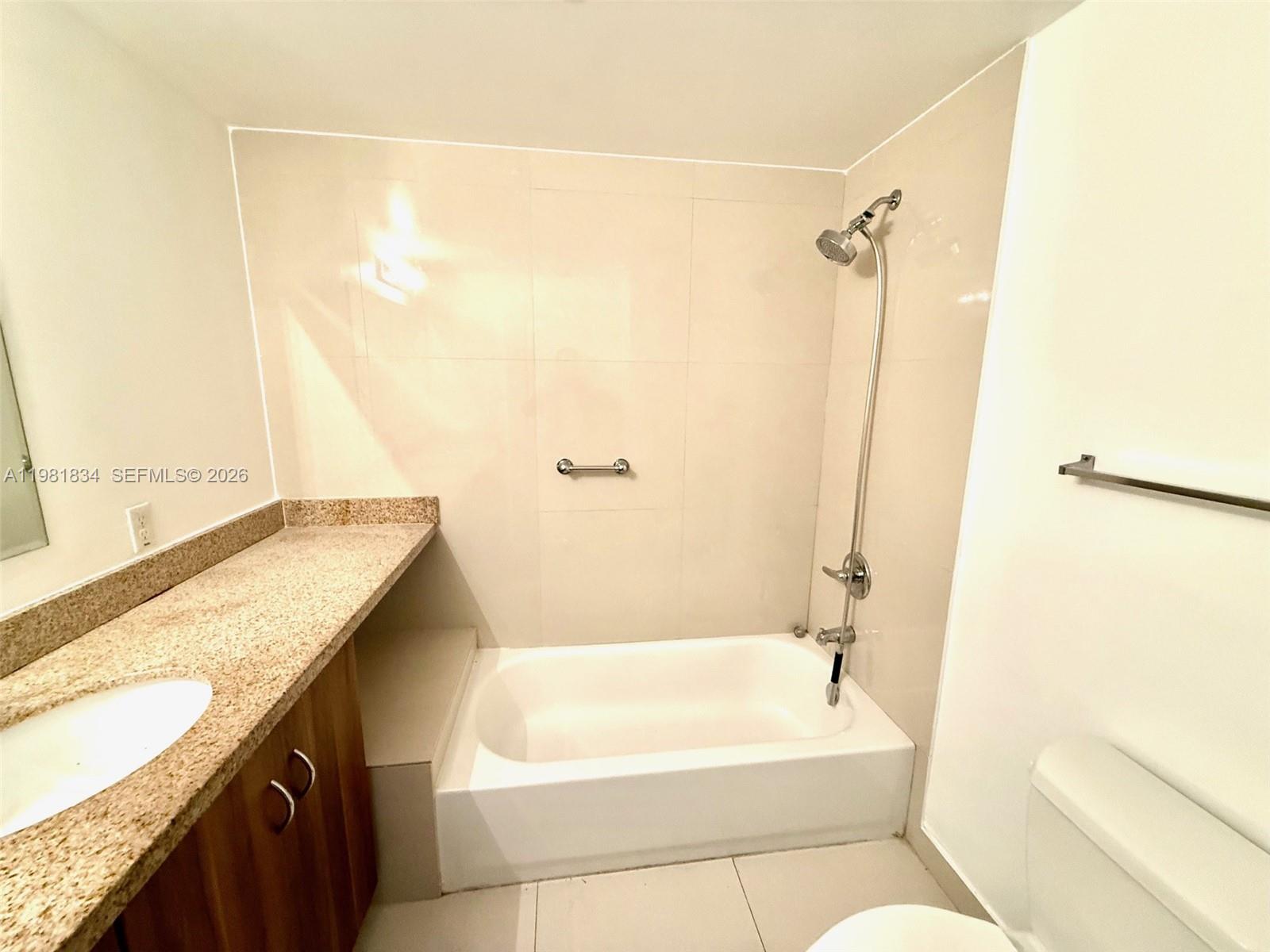 601 NE 23rd St #605, Miami FL 33137