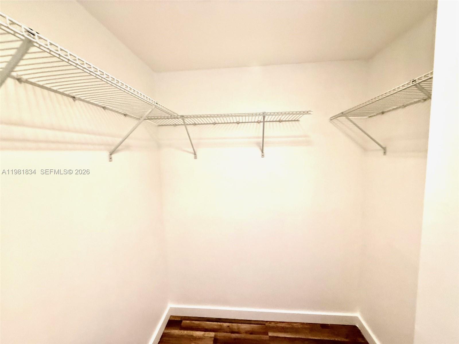 601 NE 23rd St #605, Miami FL 33137