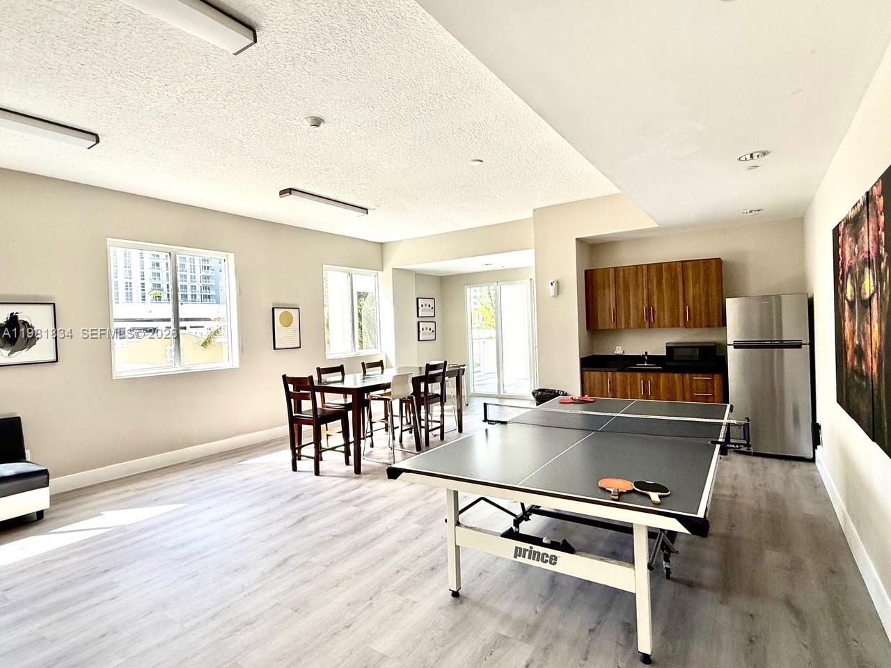 601 NE 23rd St #605, Miami FL 33137
