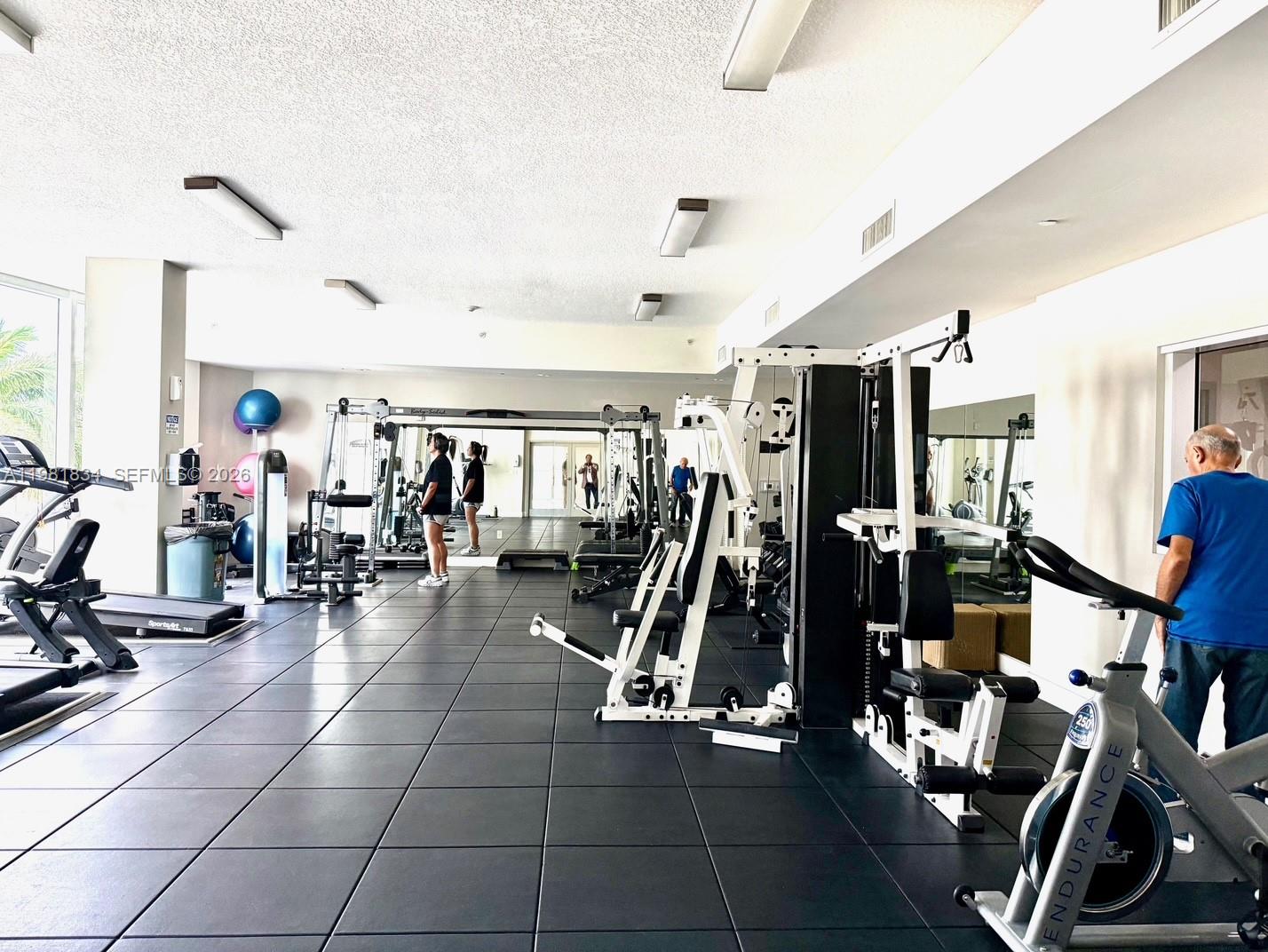601 NE 23rd St #605, Miami FL 33137