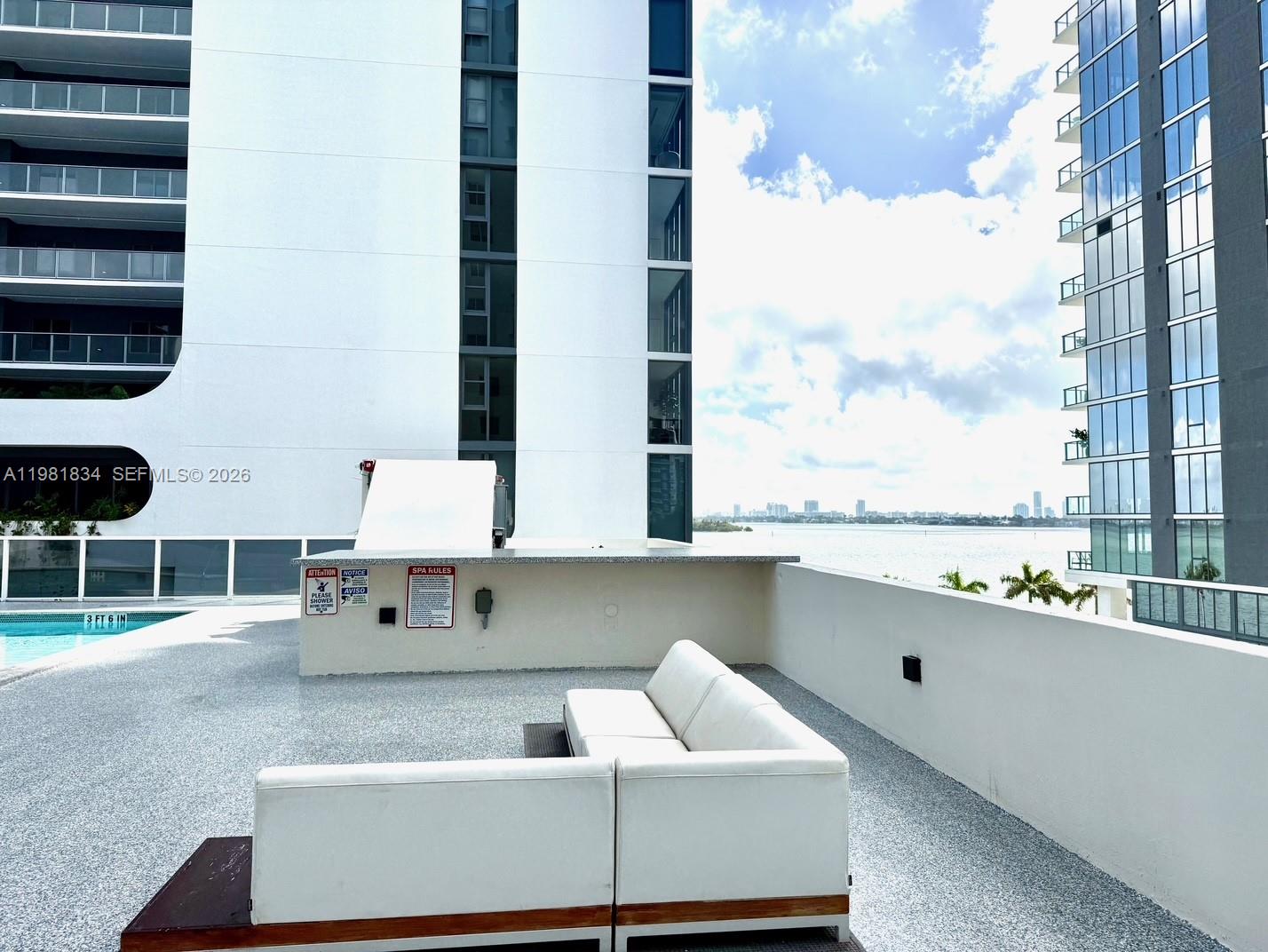 601 NE 23rd St #605, Miami FL 33137