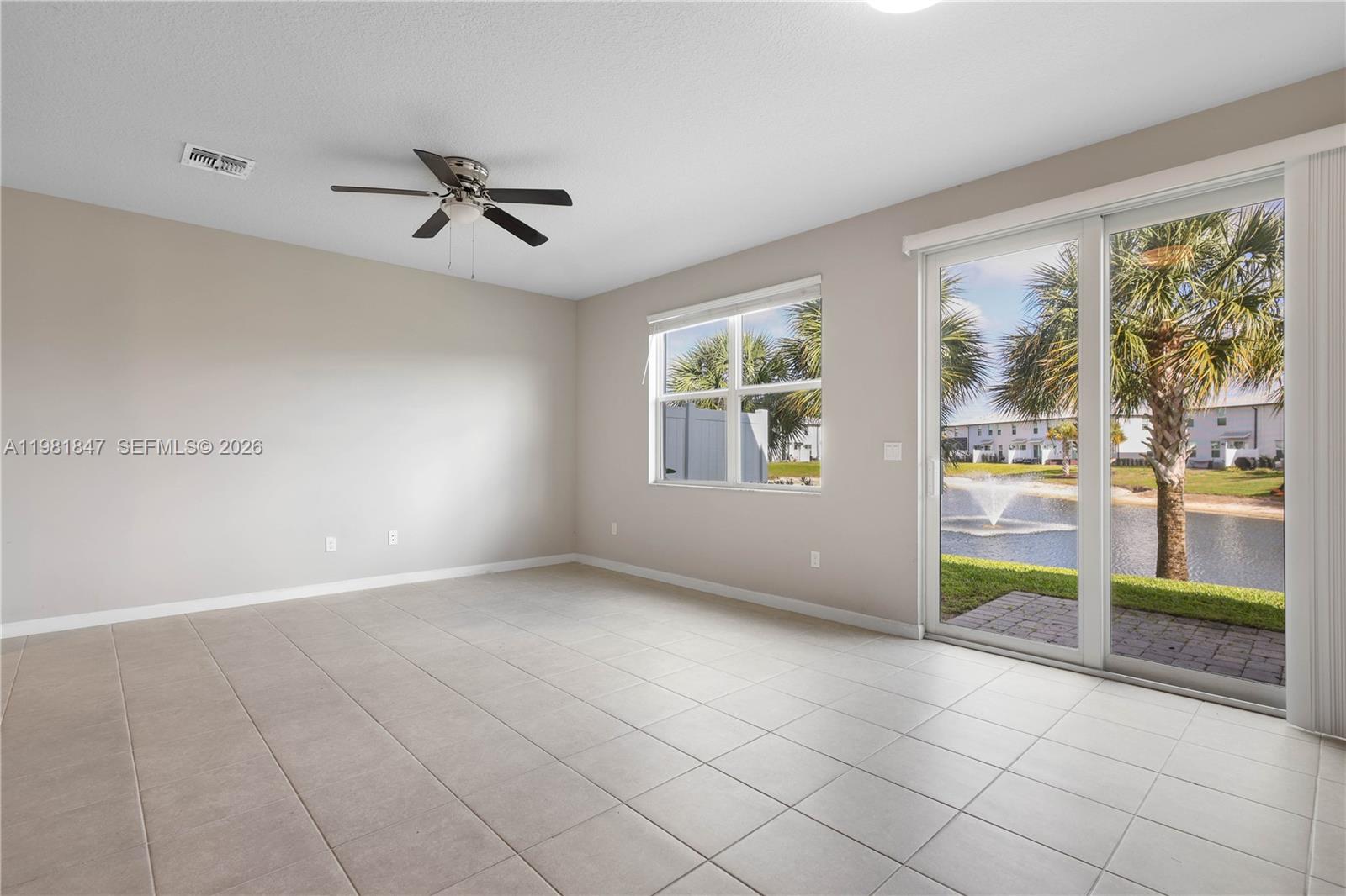 1761 Lindley St, Mangonia Park FL 33407