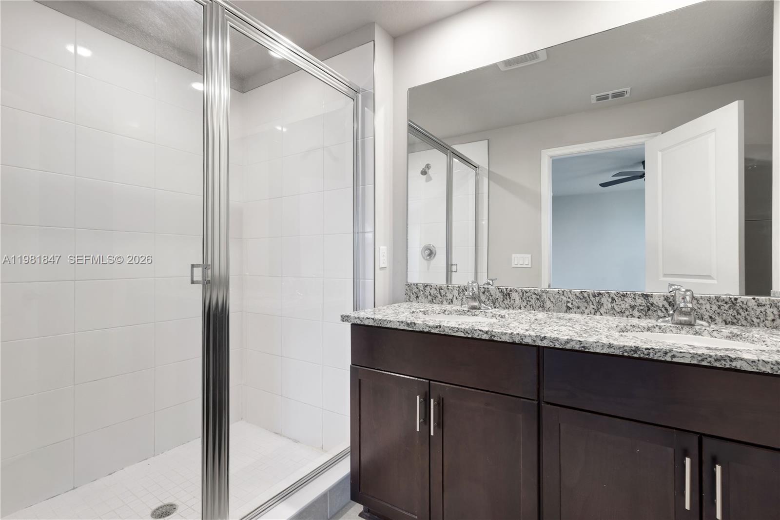 1761 Lindley St, Mangonia Park FL 33407