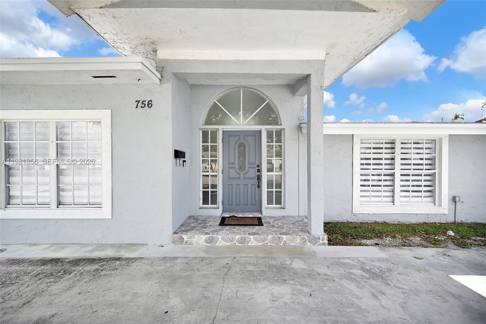 756 W 53rd St, Hialeah FL 33012
