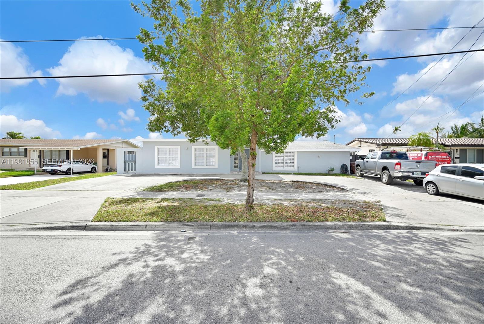 756 W 53rd St, Hialeah FL 33012