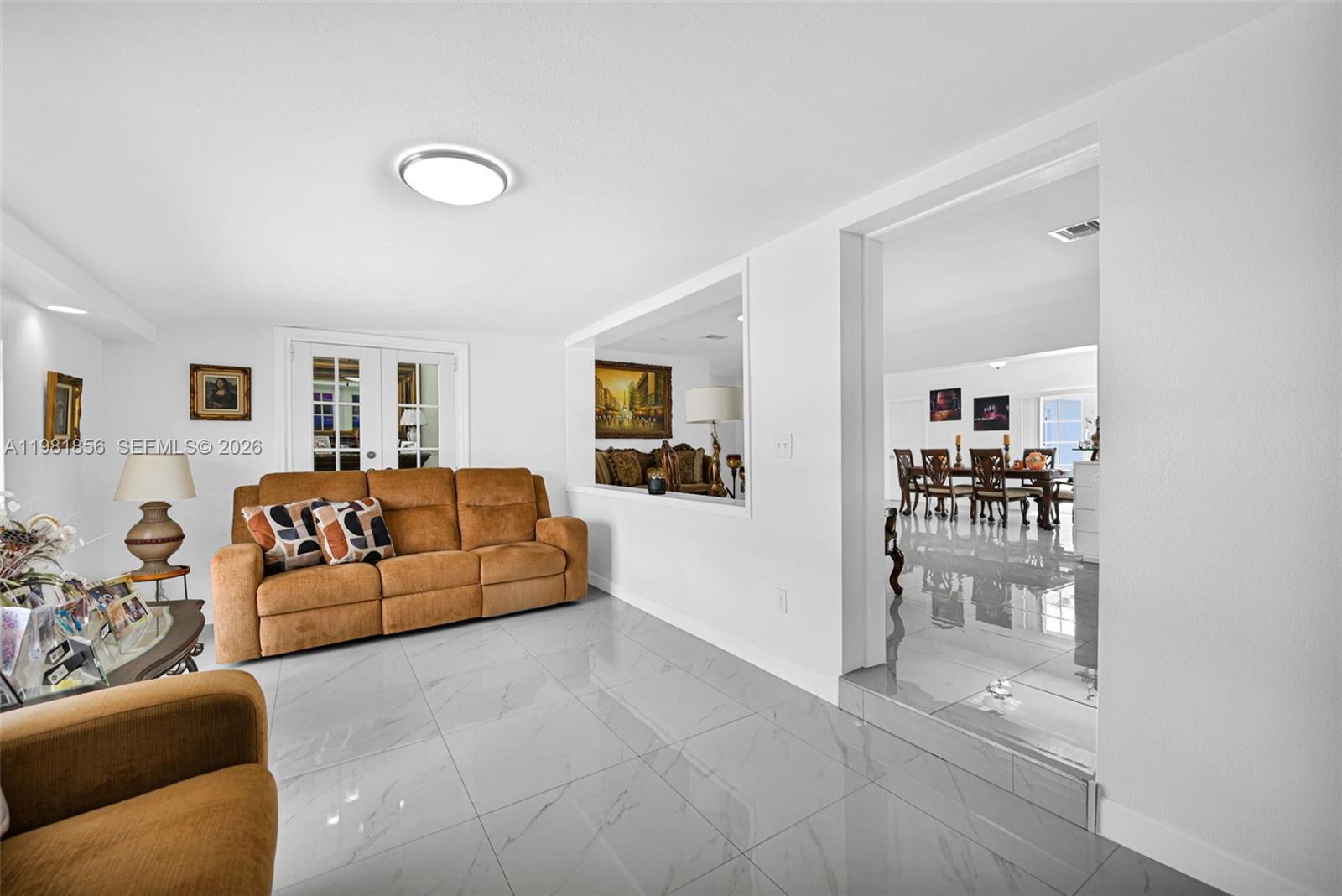 756 W 53rd St, Hialeah FL 33012