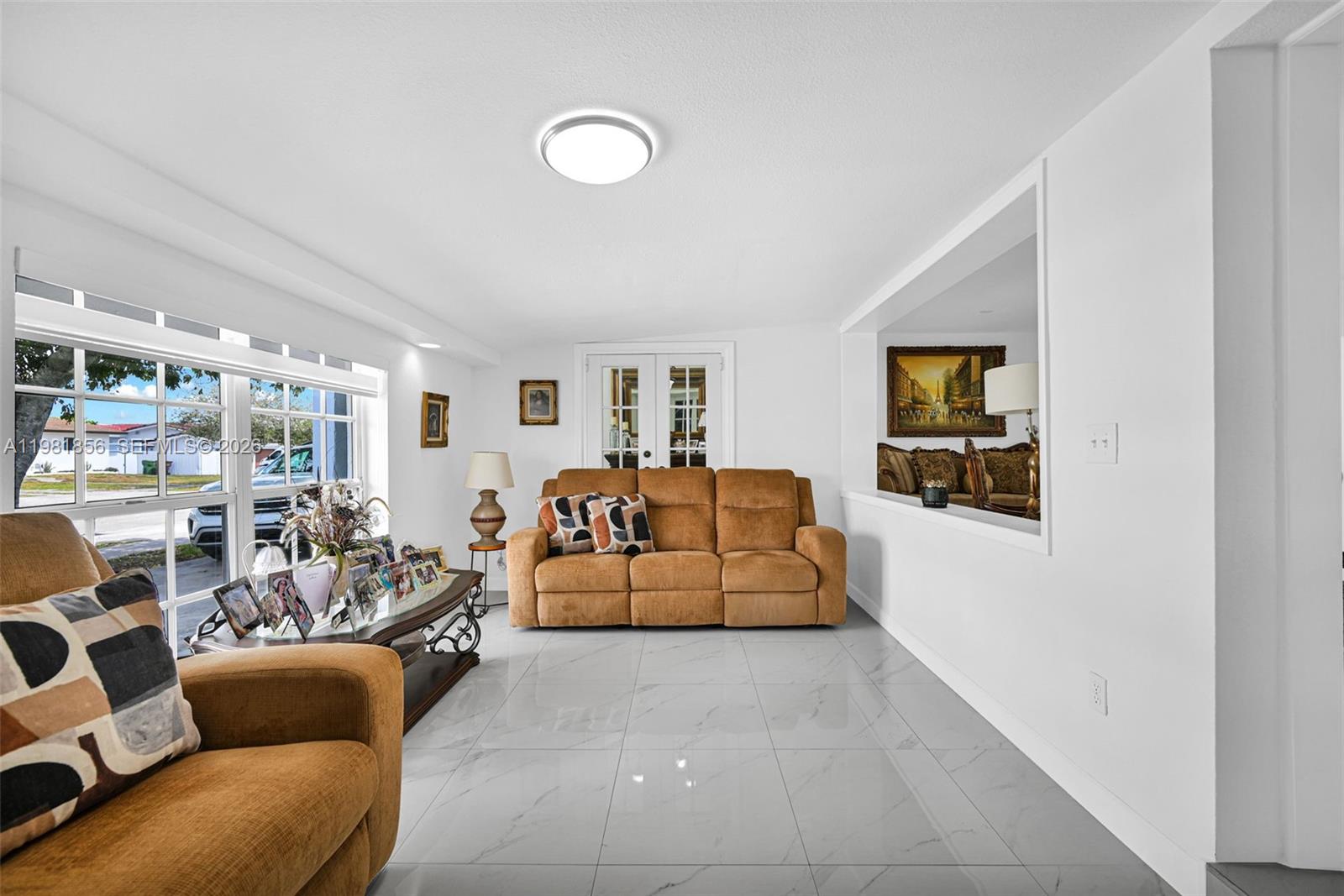 756 W 53rd St, Hialeah FL 33012