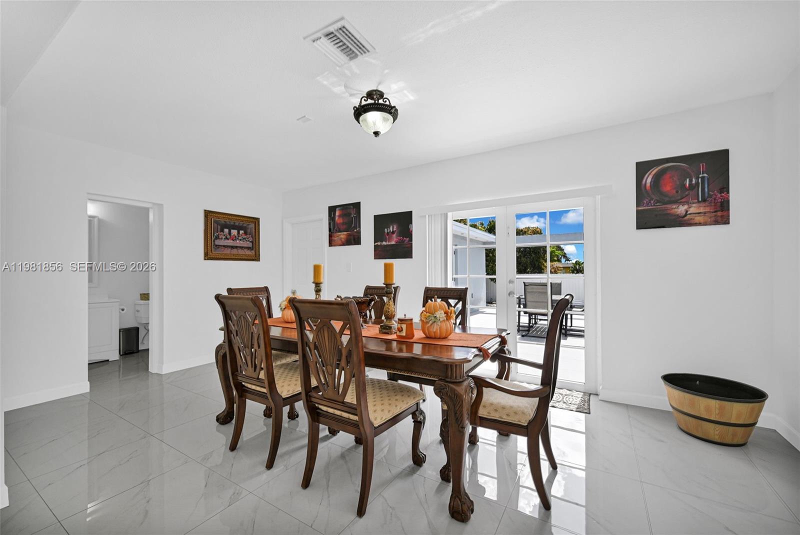 756 W 53rd St, Hialeah FL 33012