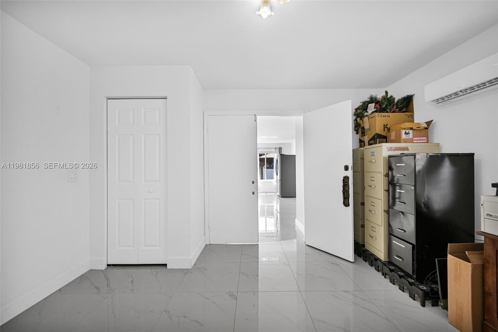 756 W 53rd St, Hialeah FL 33012