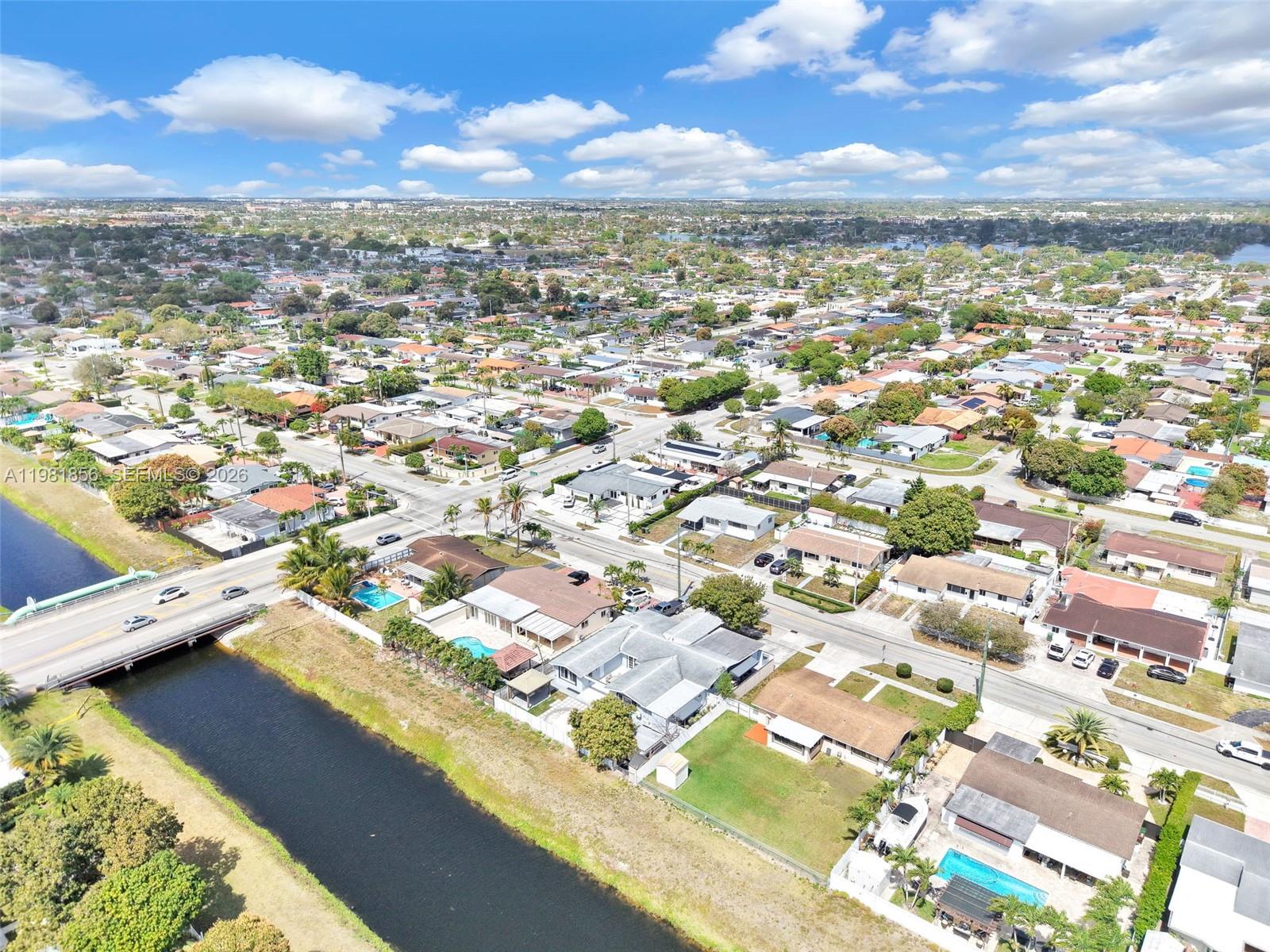 756 W 53rd St, Hialeah FL 33012