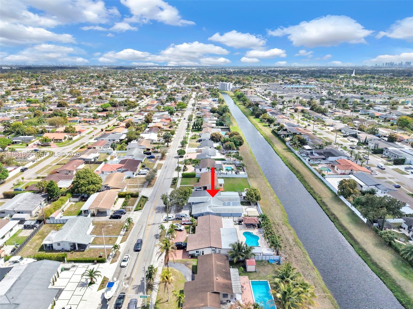 756 W 53rd St, Hialeah FL 33012