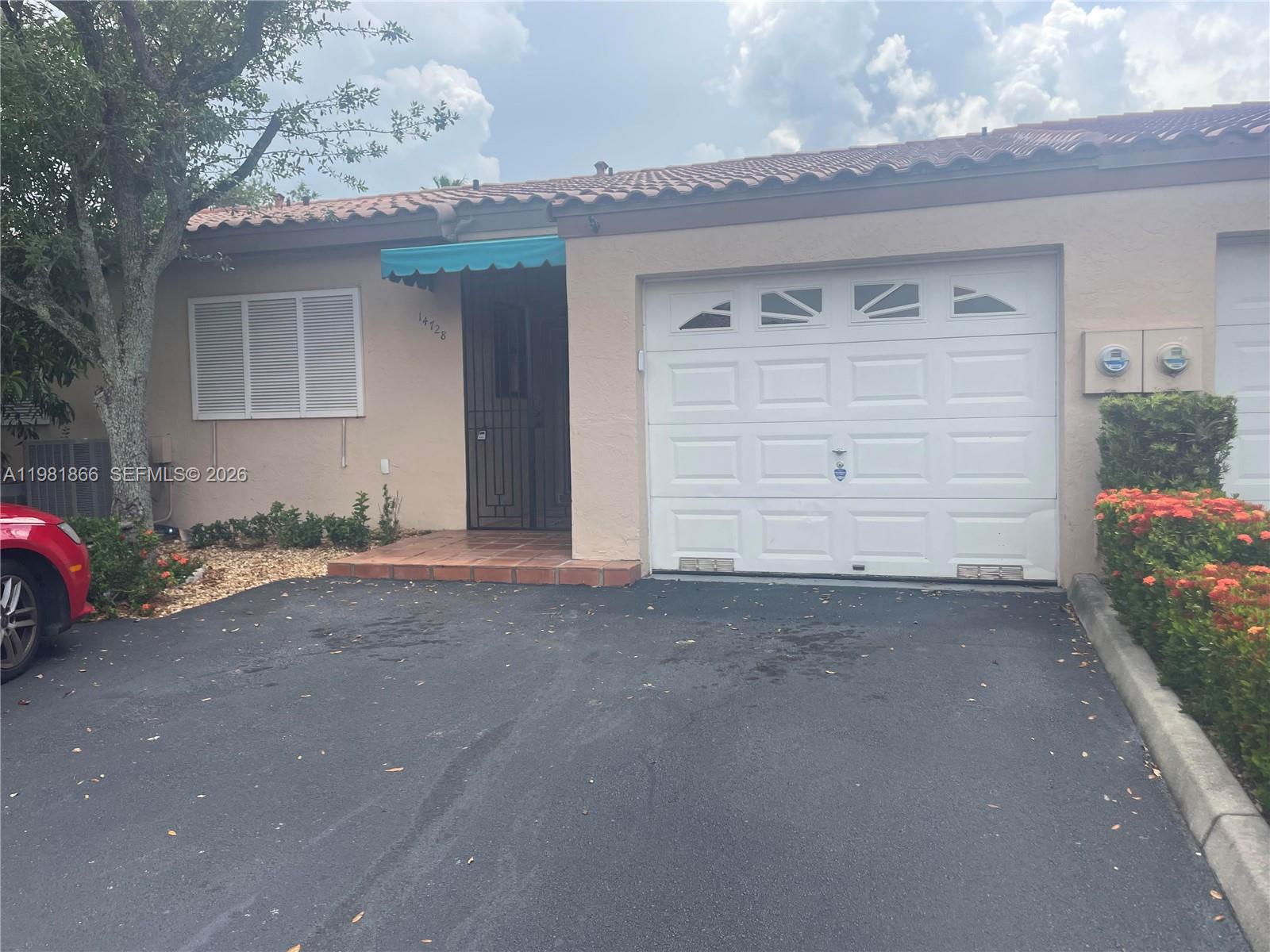 14728 Balgowan Rd, Miami Lakes FL 33016