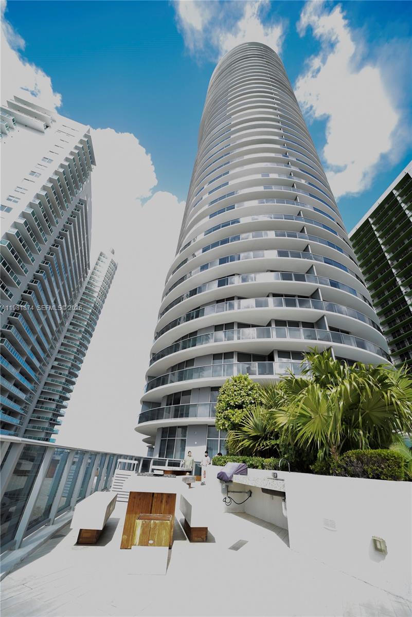 488 NE 18th St #1000, Miami FL 33132