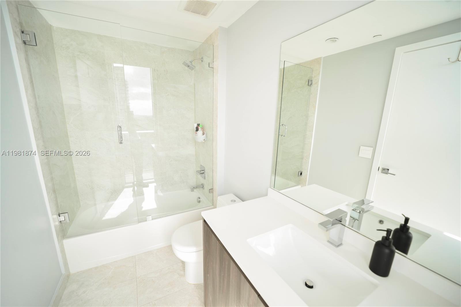 488 NE 18th St #1000, Miami FL 33132