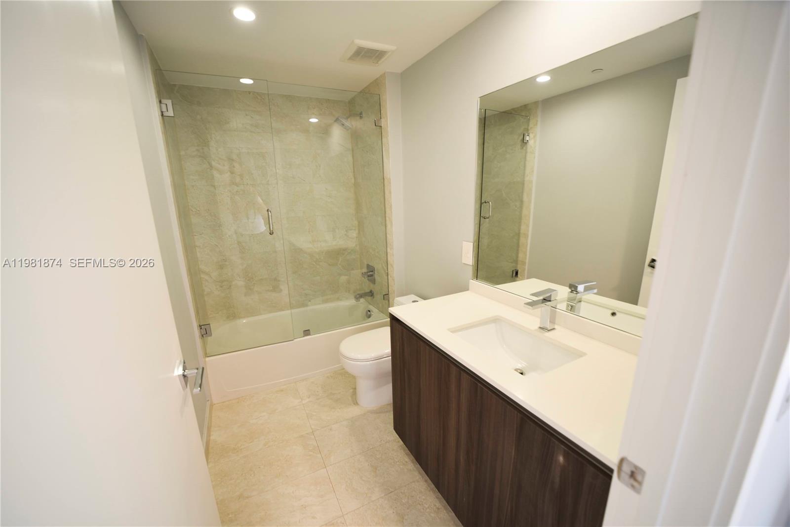 488 NE 18th St #1000, Miami FL 33132