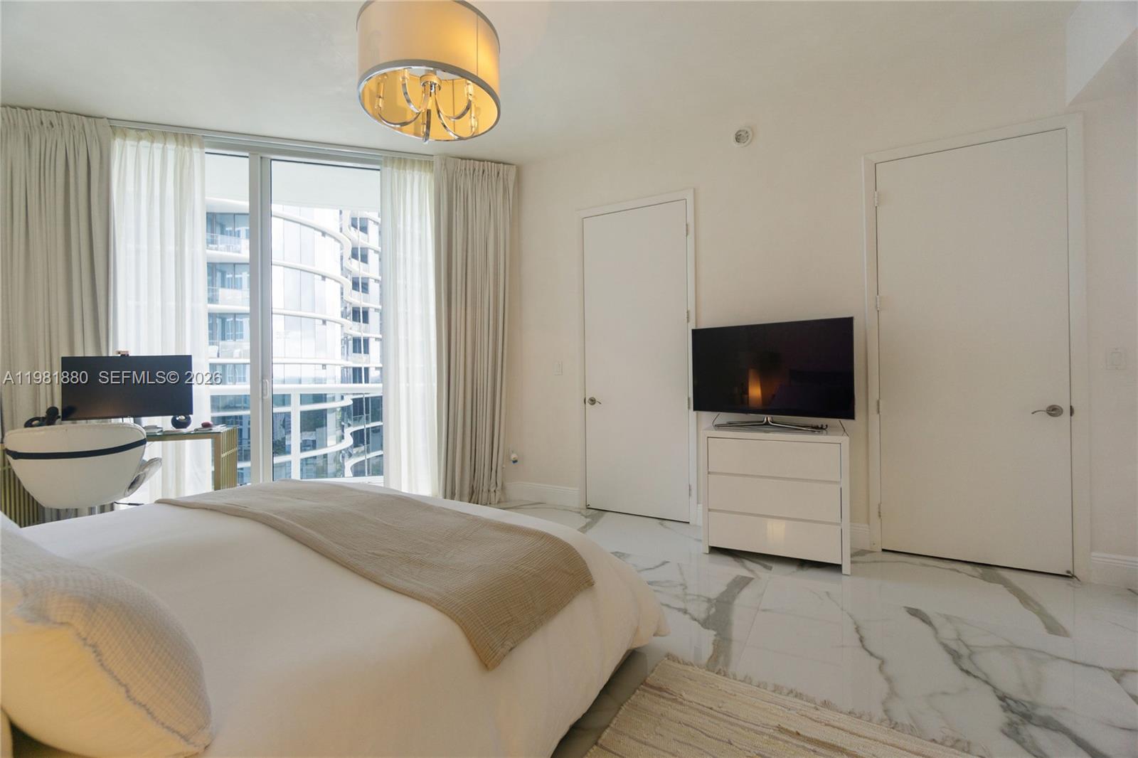 15811 Collins Ave #2606, Sunny Isles Beach FL 33160