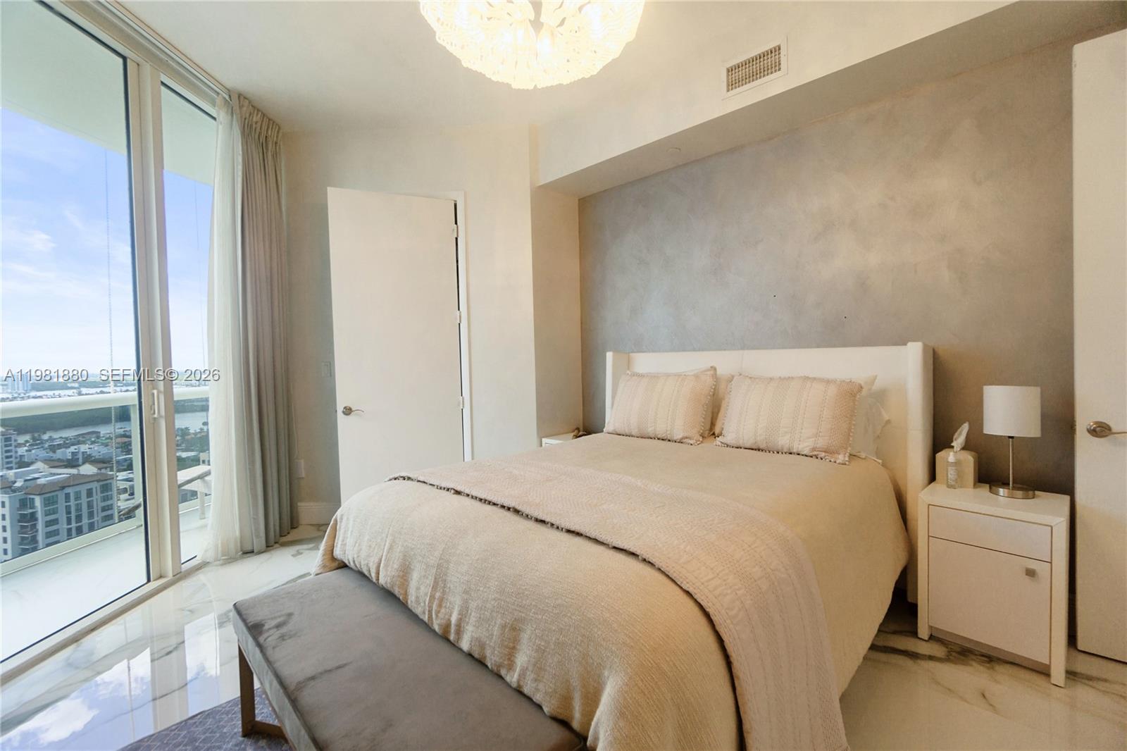 15811 Collins Ave #2606, Sunny Isles Beach FL 33160