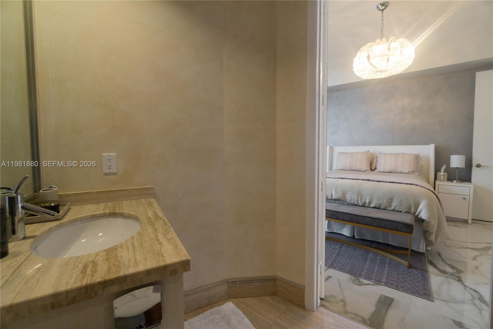 15811 Collins Ave #2606, Sunny Isles Beach FL 33160