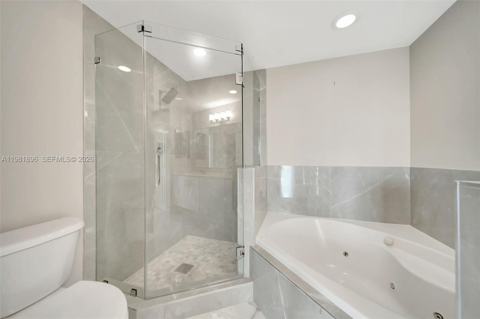 7900 Harbor Island Dr #1001, North Bay Village FL 33141
