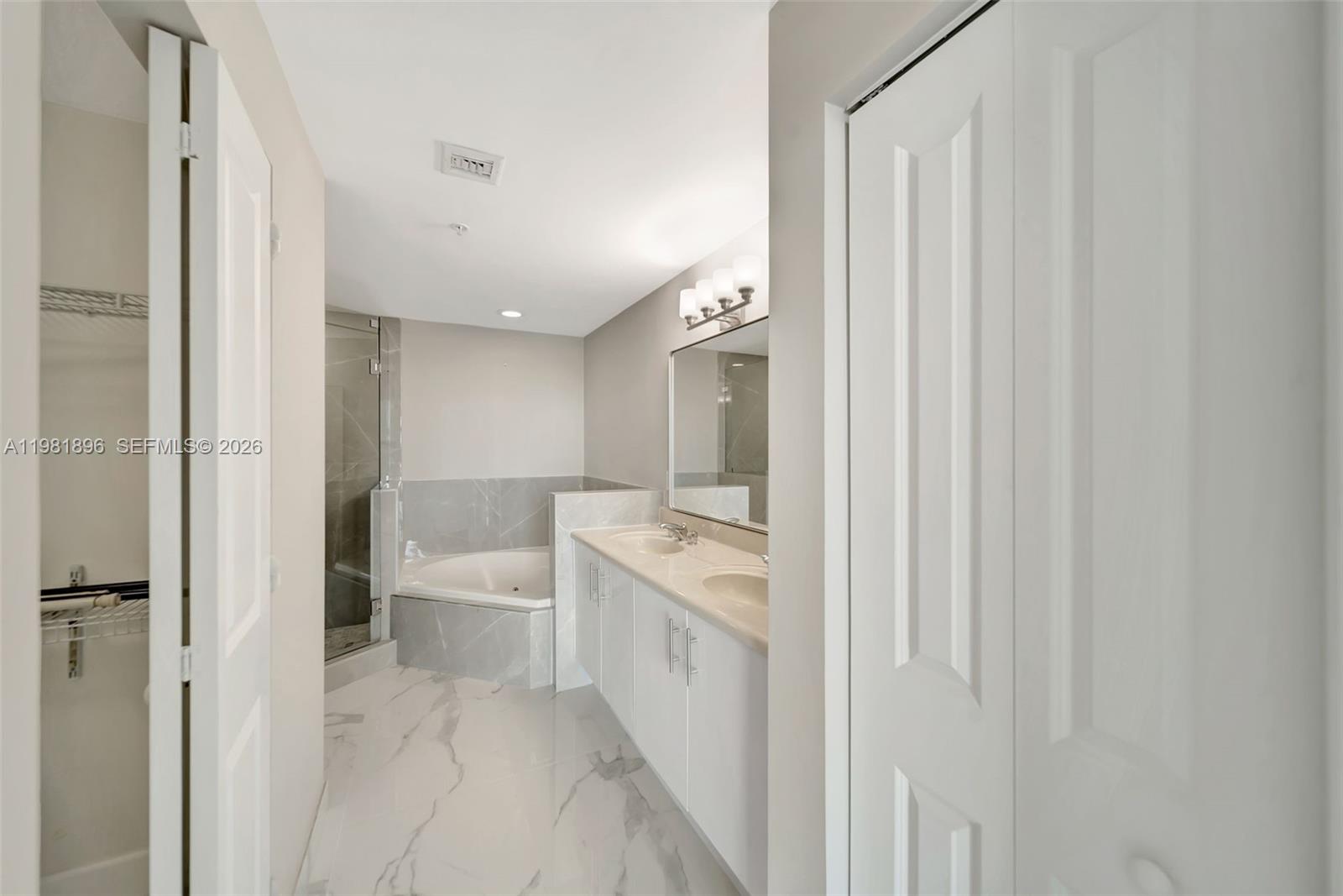 7900 Harbor Island Dr #1001, North Bay Village FL 33141