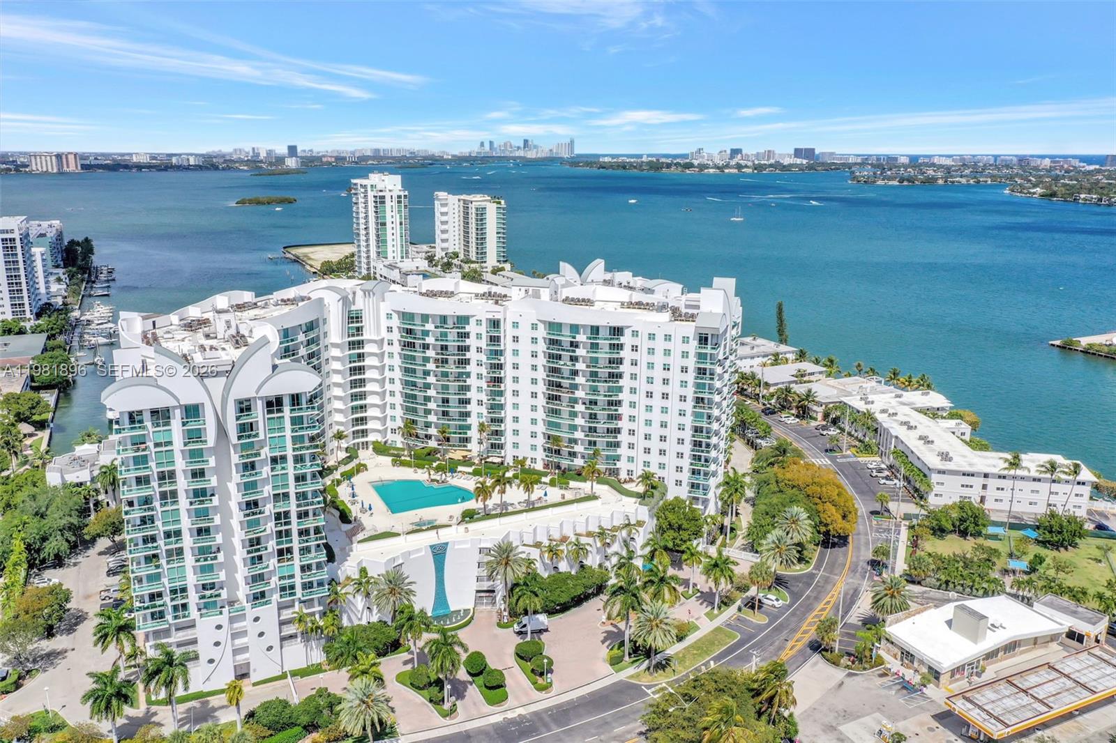 7900 Harbor Island Dr #1001, North Bay Village FL 33141