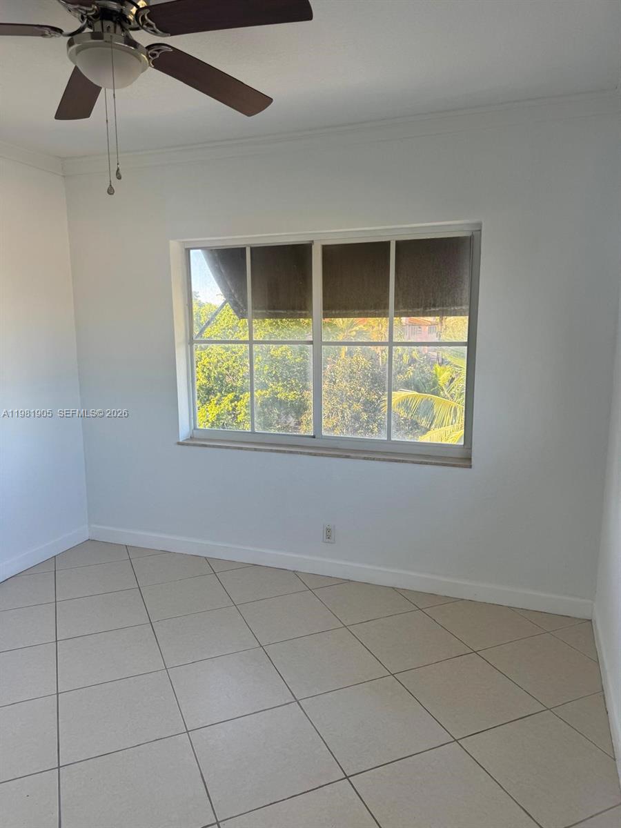 924 SE 2nd St #29, Fort Lauderdale FL 33301