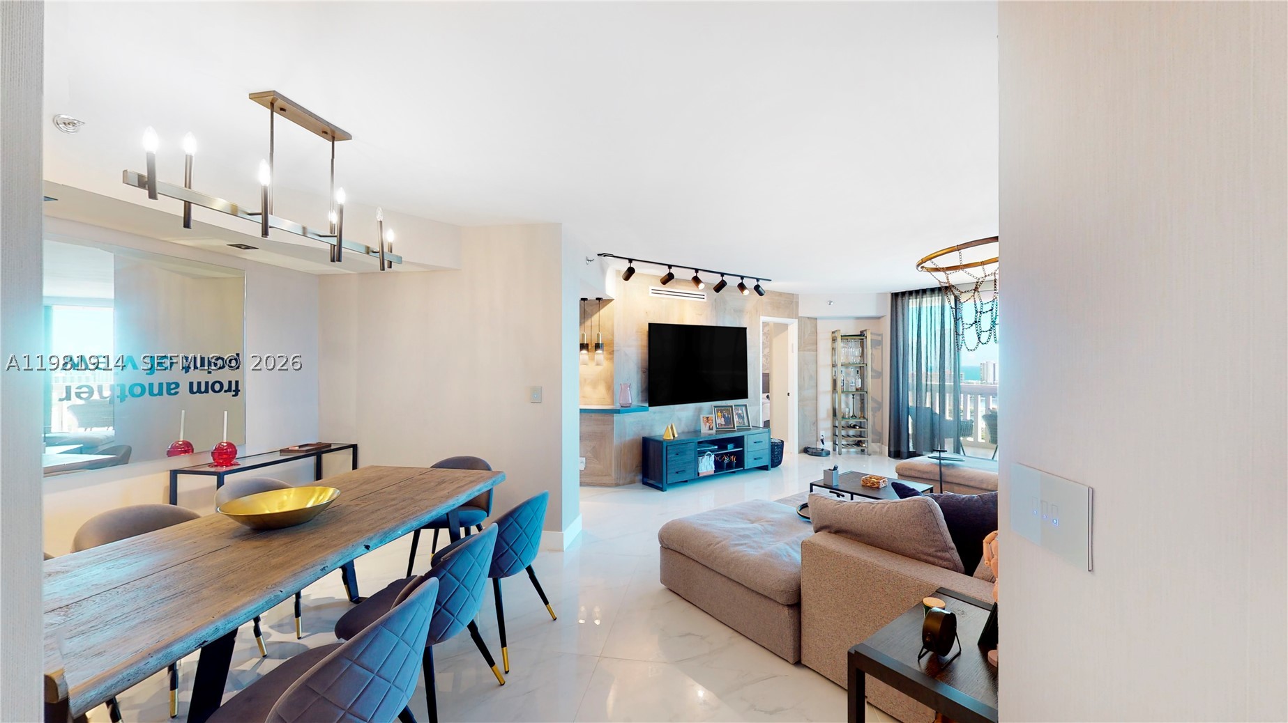 1000 W Island Blvd #2903, Aventura FL 33160