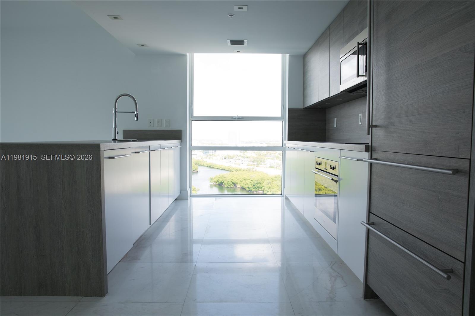 400 Sunny Isles Blvd #1701, Sunny Isles Beach FL 33160