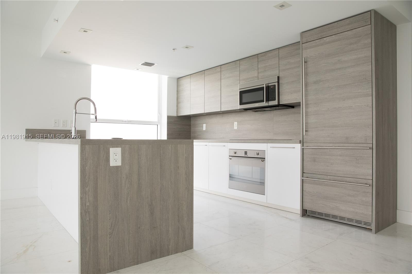 400 Sunny Isles Blvd #1701, Sunny Isles Beach FL 33160