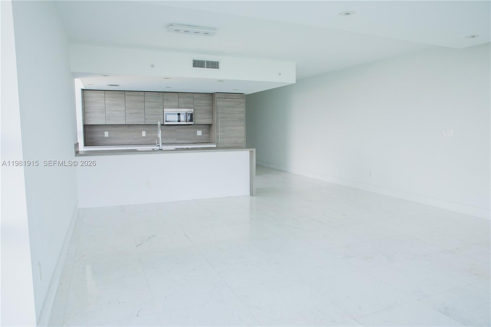 400 Sunny Isles Blvd #1701, Sunny Isles Beach FL 33160
