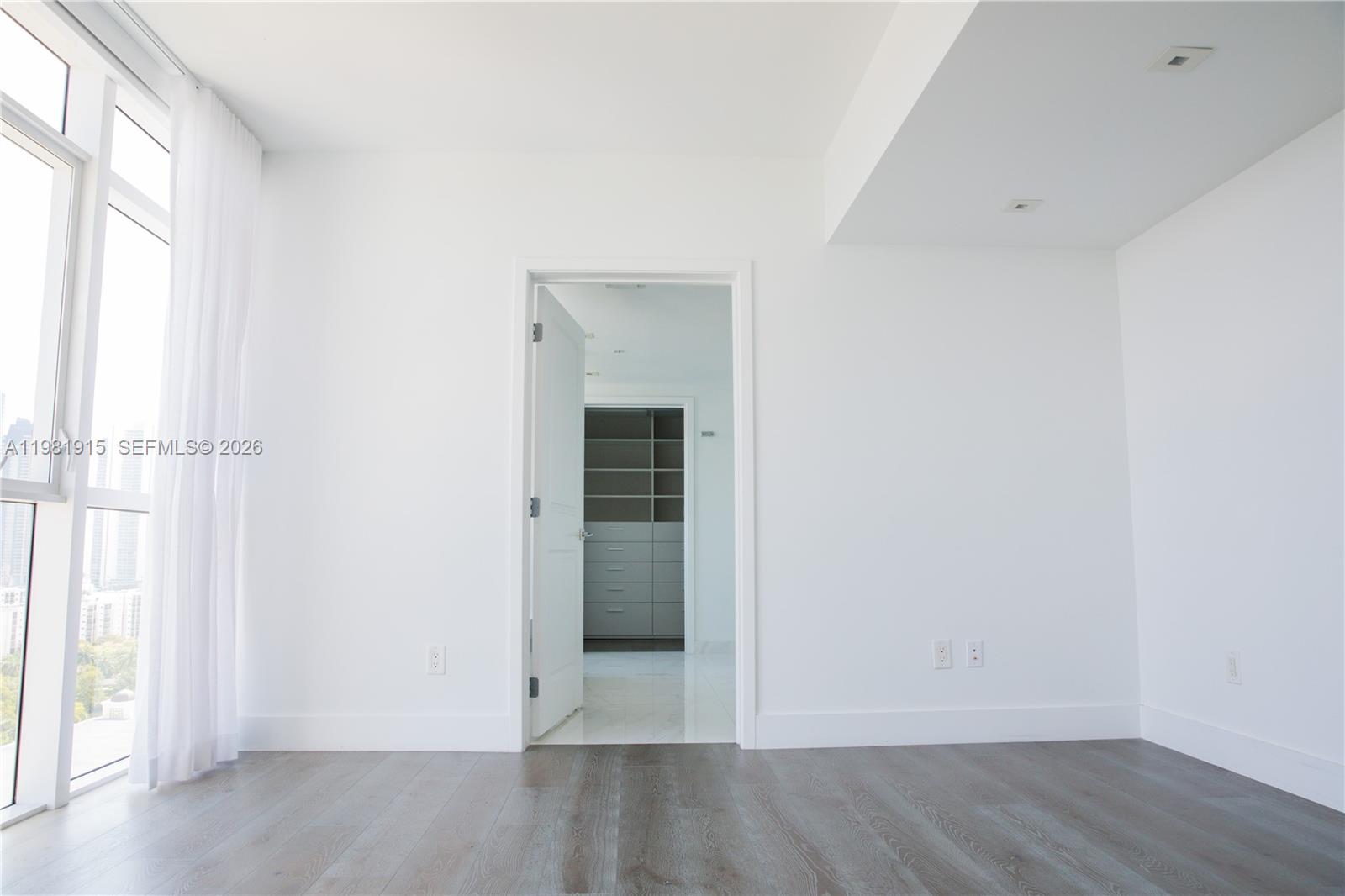 400 Sunny Isles Blvd #1701, Sunny Isles Beach FL 33160