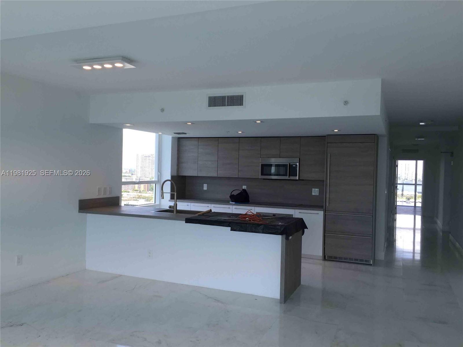 400 Sunny Isles Blvd #1701, Sunny Isles Beach FL 33160