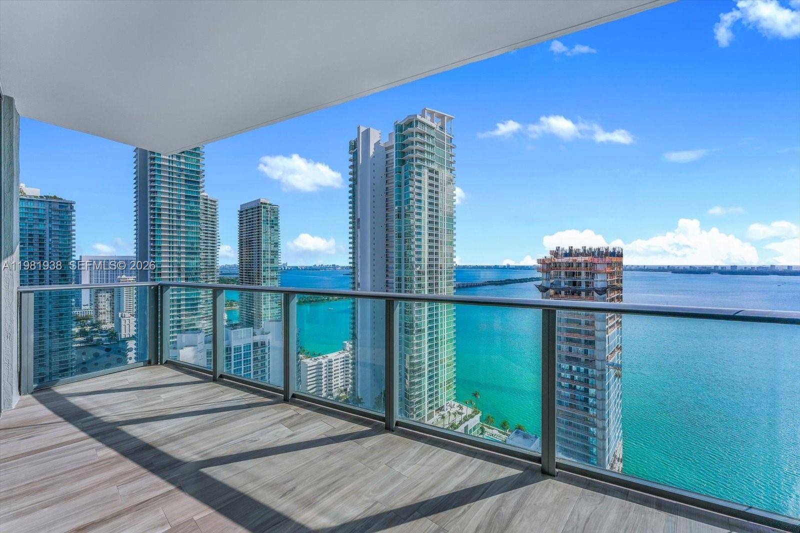 460 NE 28th St #3301, Miami FL 33137