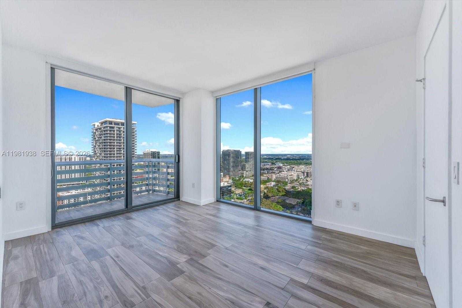 460 NE 28th St #3301, Miami FL 33137