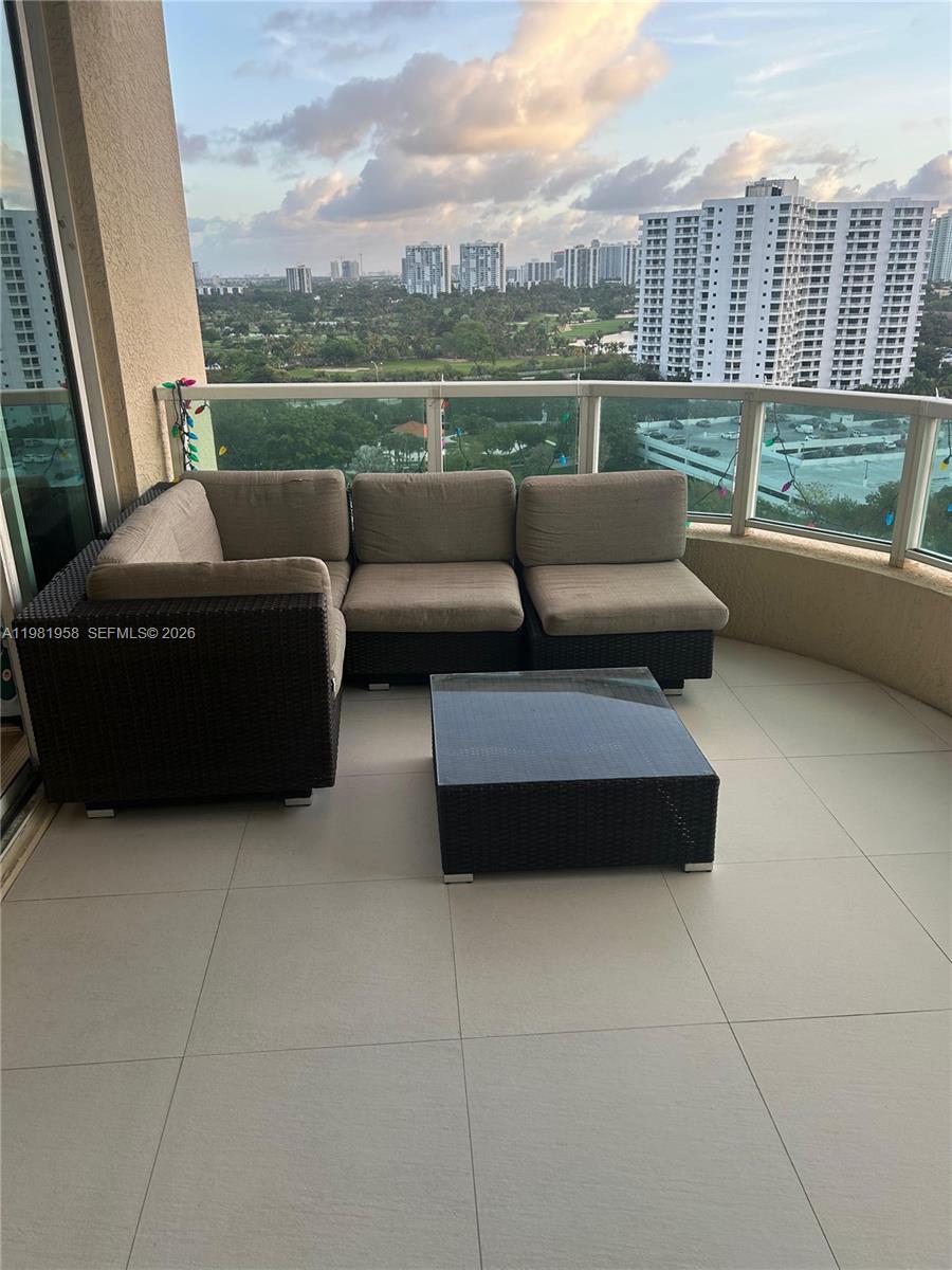 3340 NE 190th St #1407, Aventura FL 33180