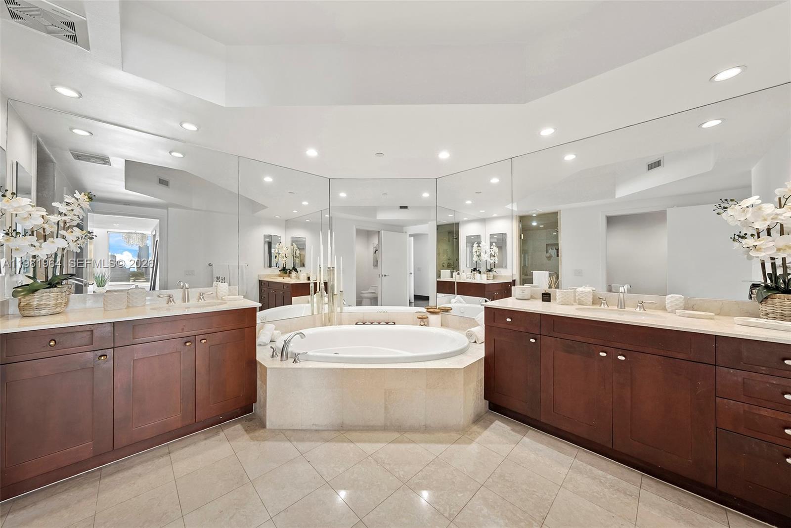 6000 Island Blvd #1208, Aventura FL 33160
