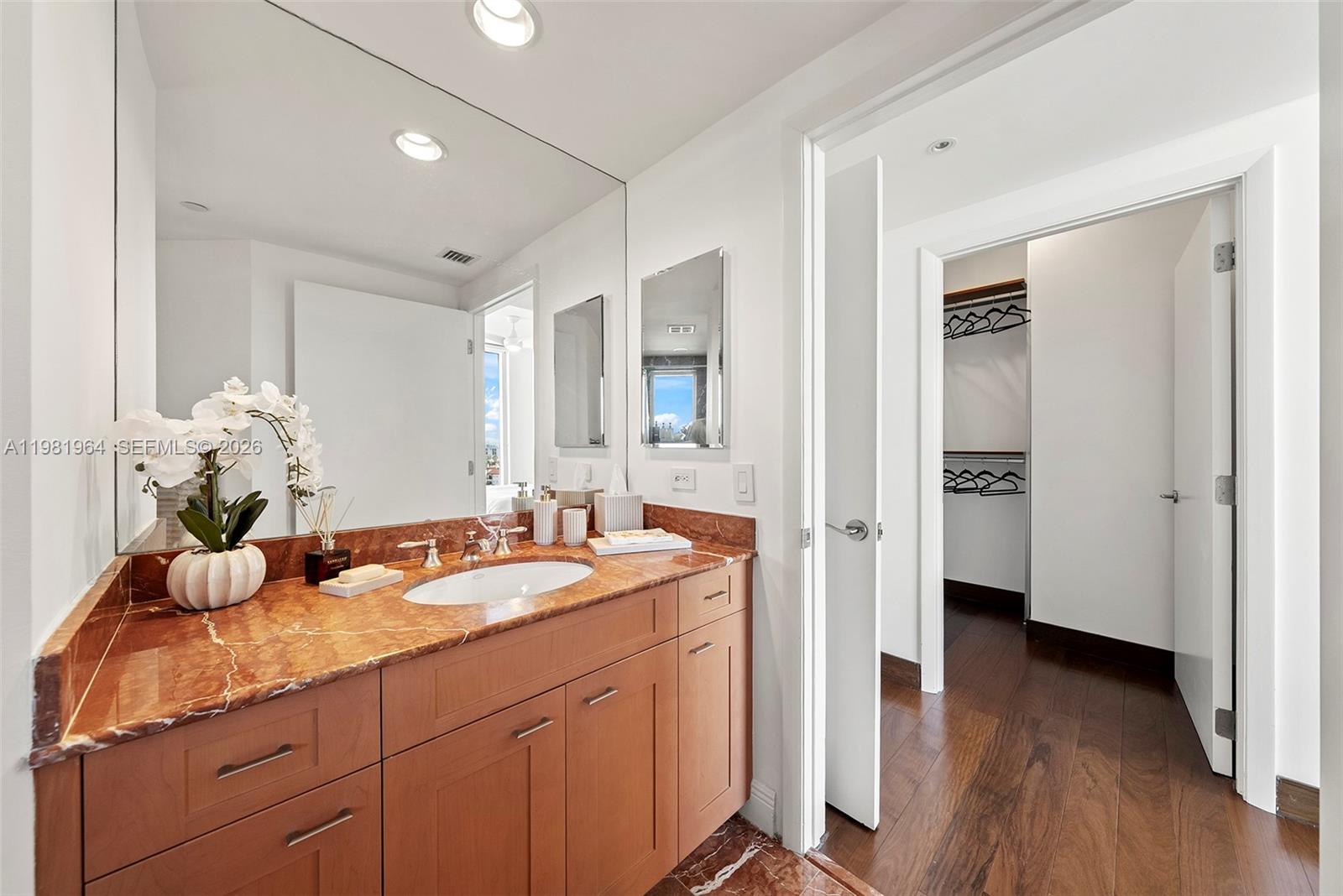 6000 Island Blvd #1208, Aventura FL 33160