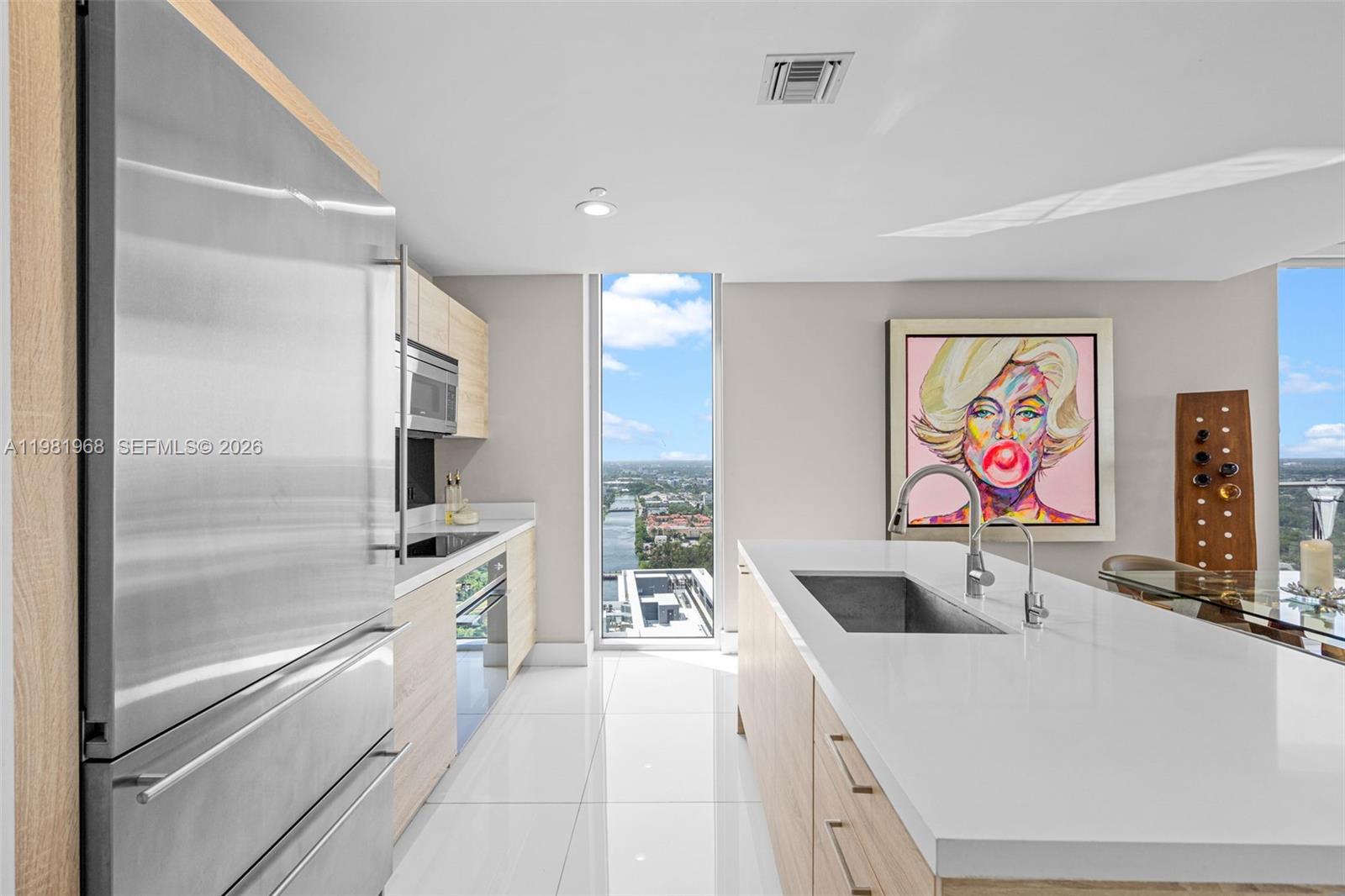 16385 Biscayne Blvd #3201, North Miami Beach FL 33160