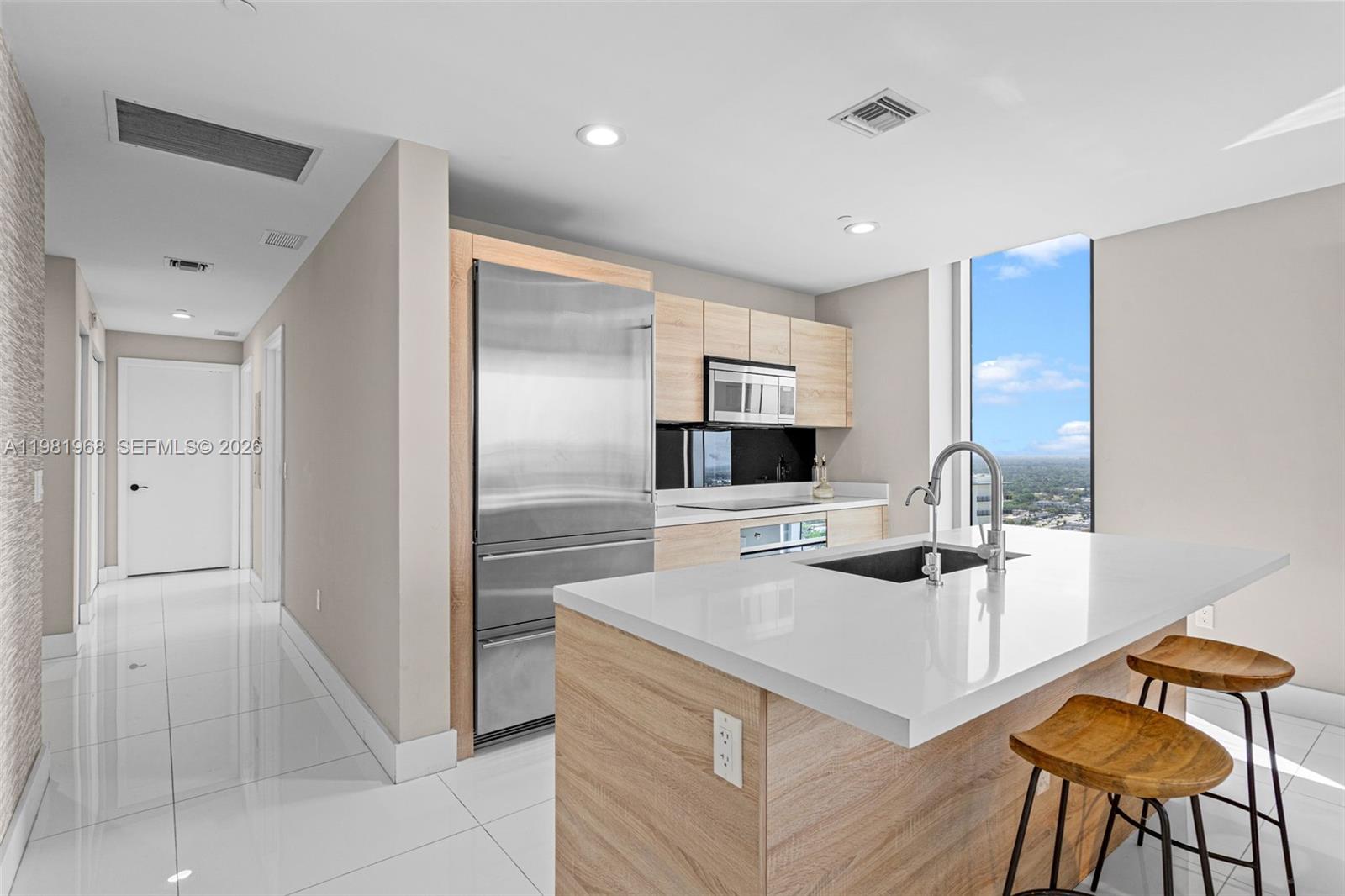 16385 Biscayne Blvd #3201, North Miami Beach FL 33160