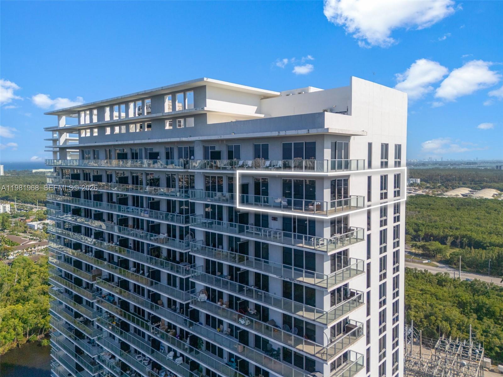16385 Biscayne Blvd #3201, North Miami Beach FL 33160