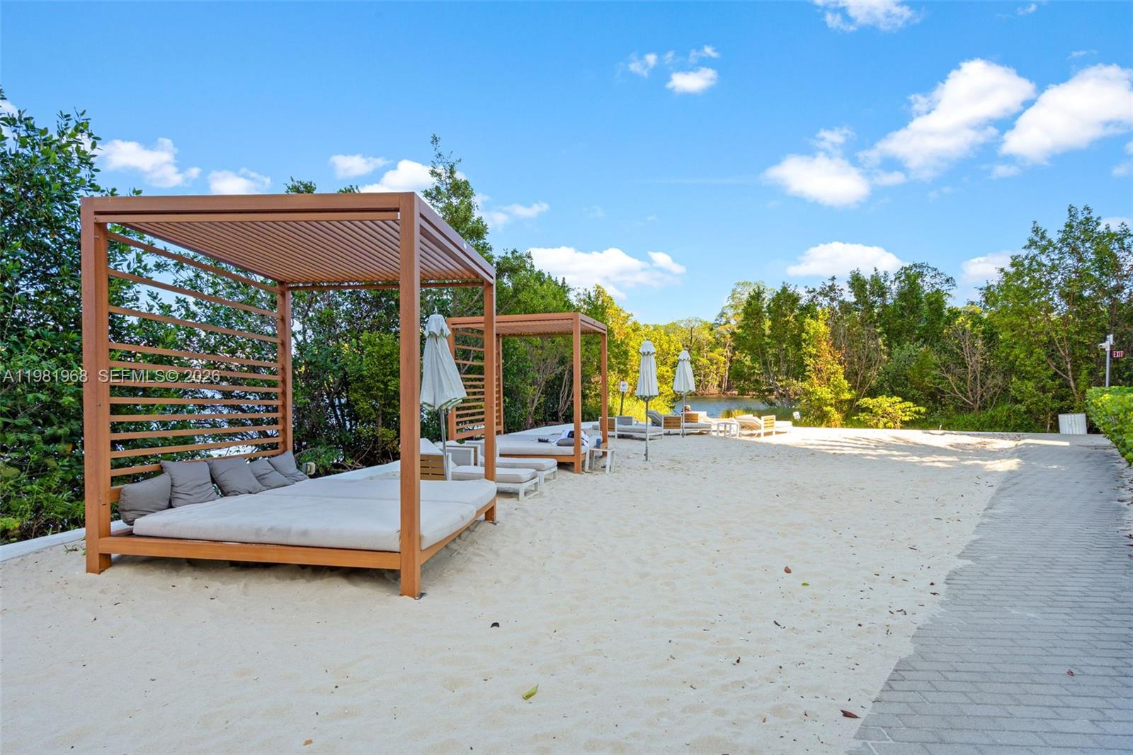 16385 Biscayne Blvd #3201, North Miami Beach FL 33160