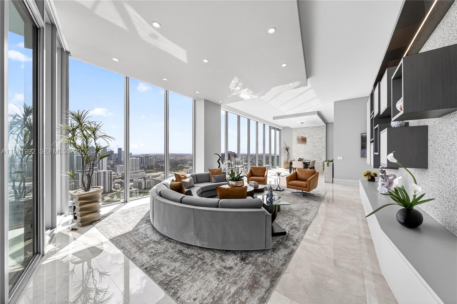 2900 NE 7th Ave #4904, Miami FL 33137