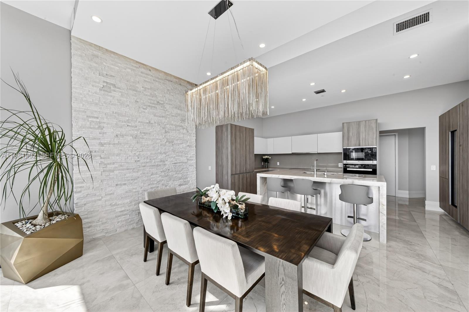 2900 NE 7th Ave #4904, Miami FL 33137