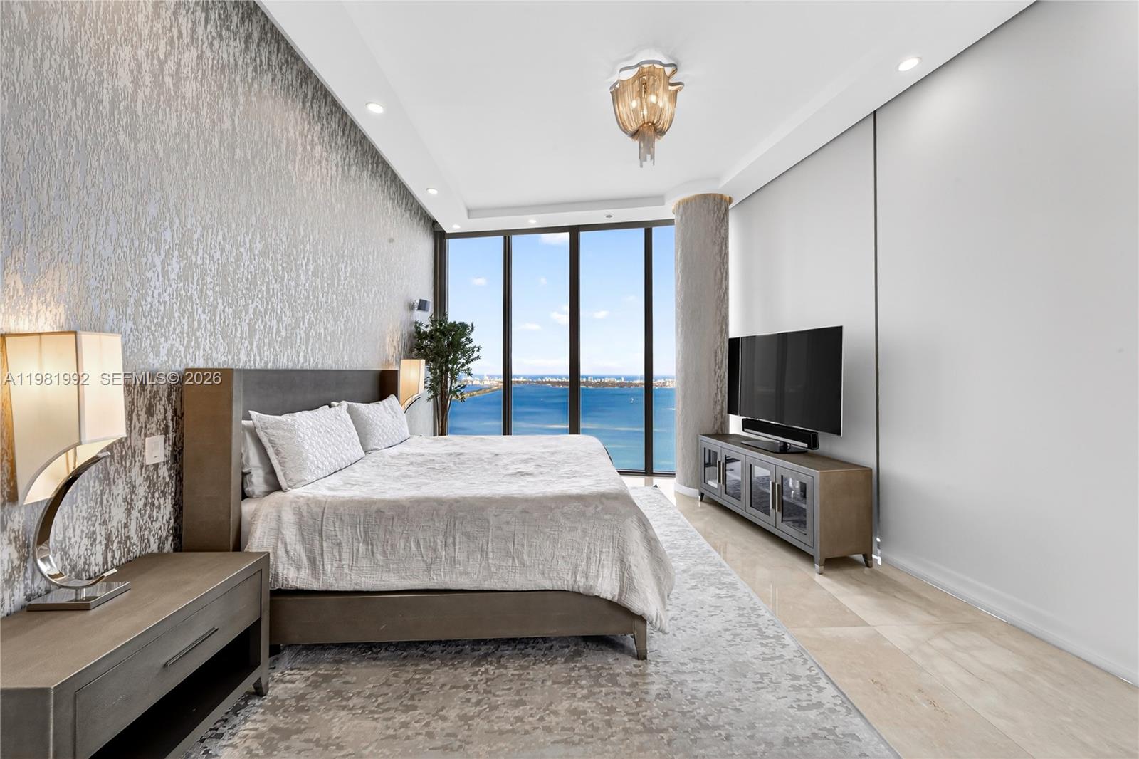 2900 NE 7th Ave #4904, Miami FL 33137